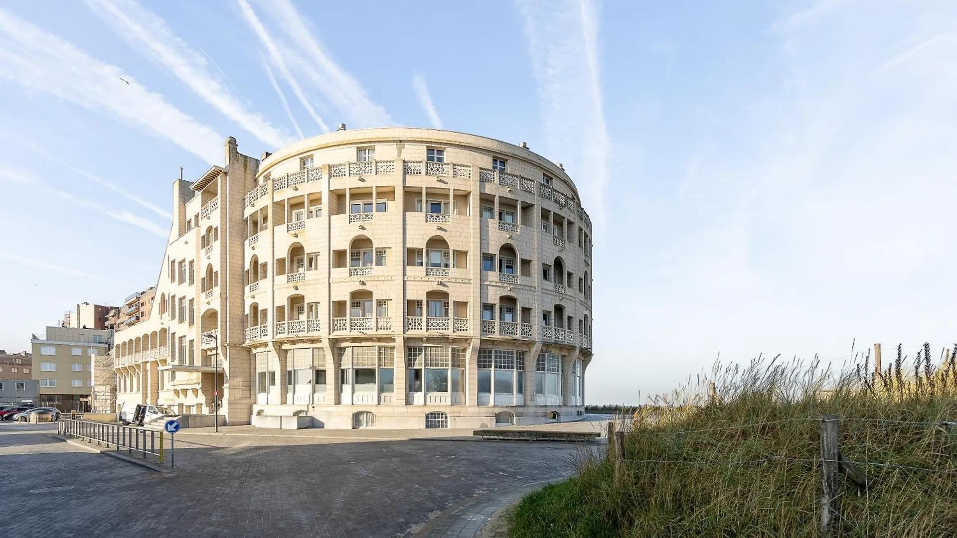 Apartment La Rotonde 7 Chambres Face A La Mer Dans Un Cadre Unique A Westende By La Conciergerie Middelkerke